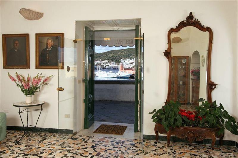 Hotel Mari Ponza Buitenkant foto