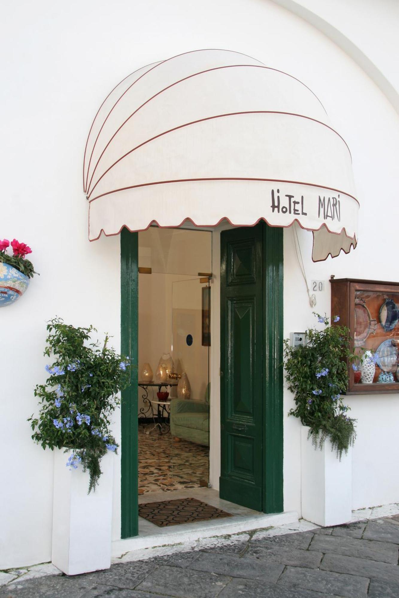 Hotel Mari Ponza Buitenkant foto