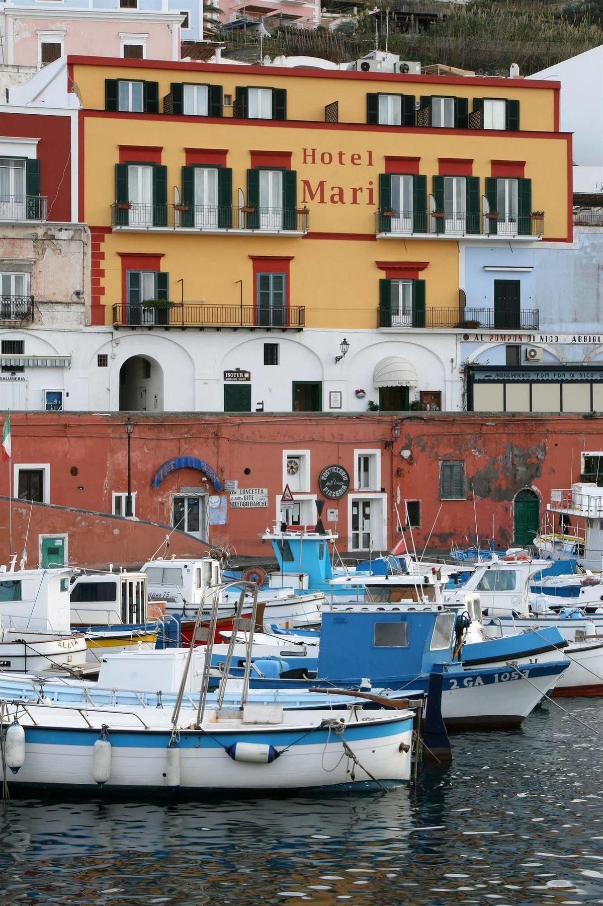 Hotel Mari Ponza Buitenkant foto